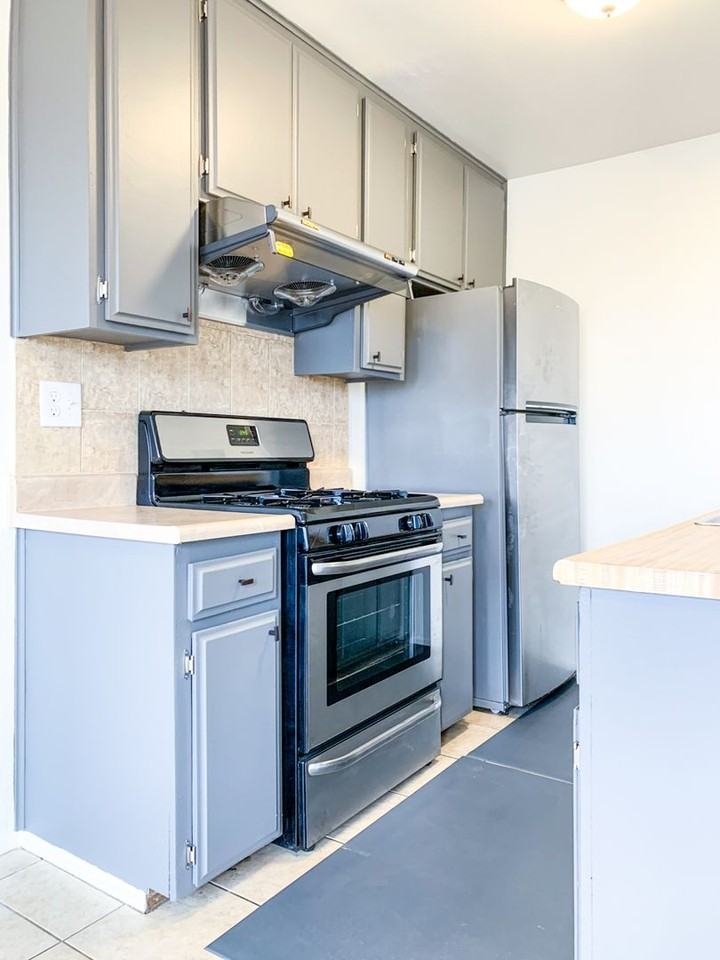 450 Coronado Ter - Photo 5 of 15