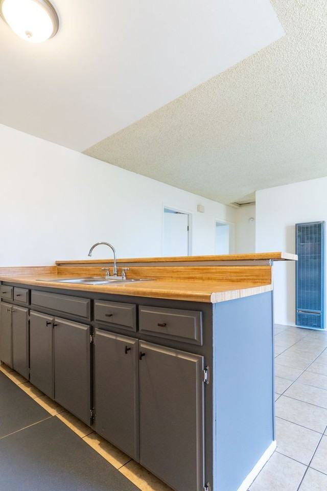 450 Coronado Ter - Photo 7 of 15