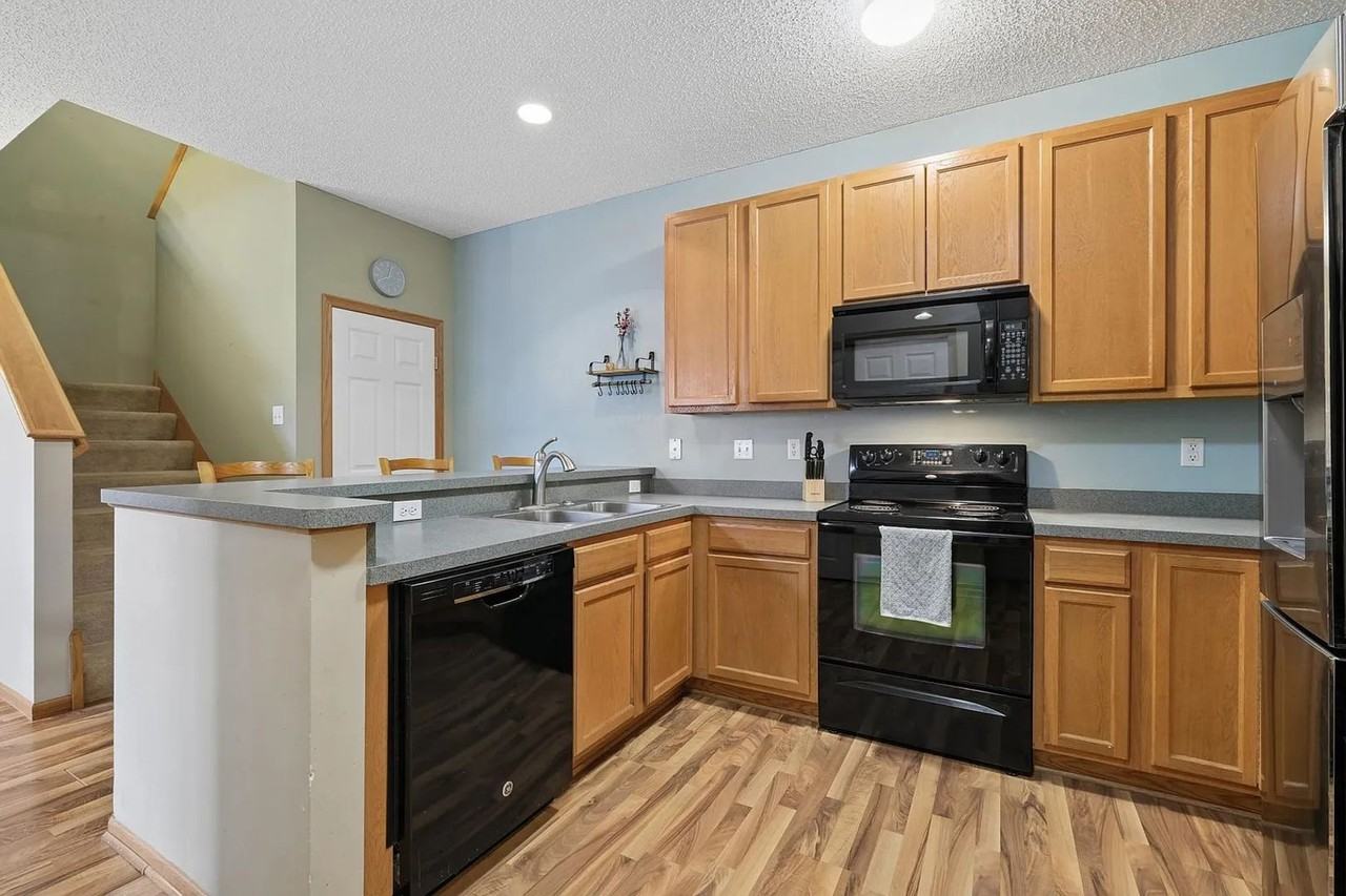 14649 Peridot Ter Nw - Photo 3 of 24