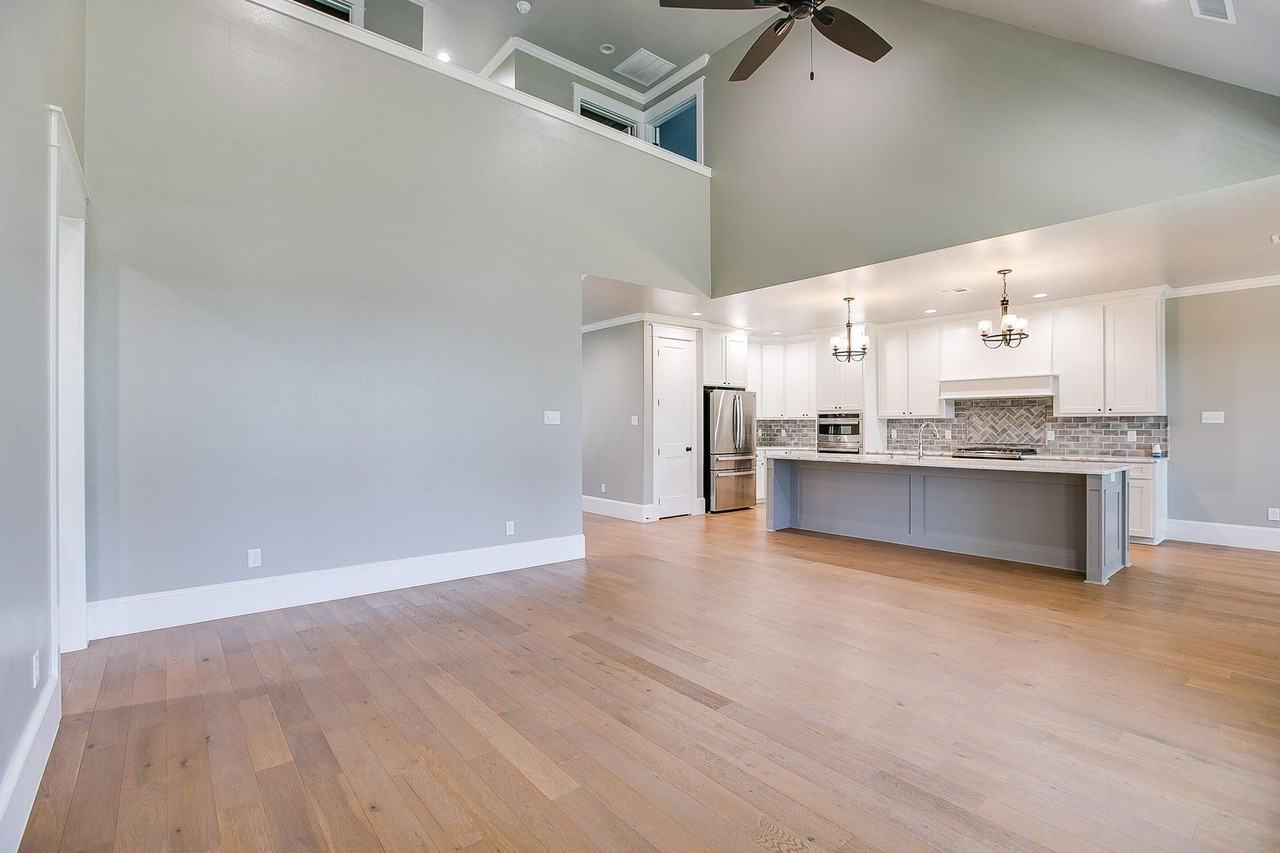 1954 Beaty Rd - Photo 4 of 27