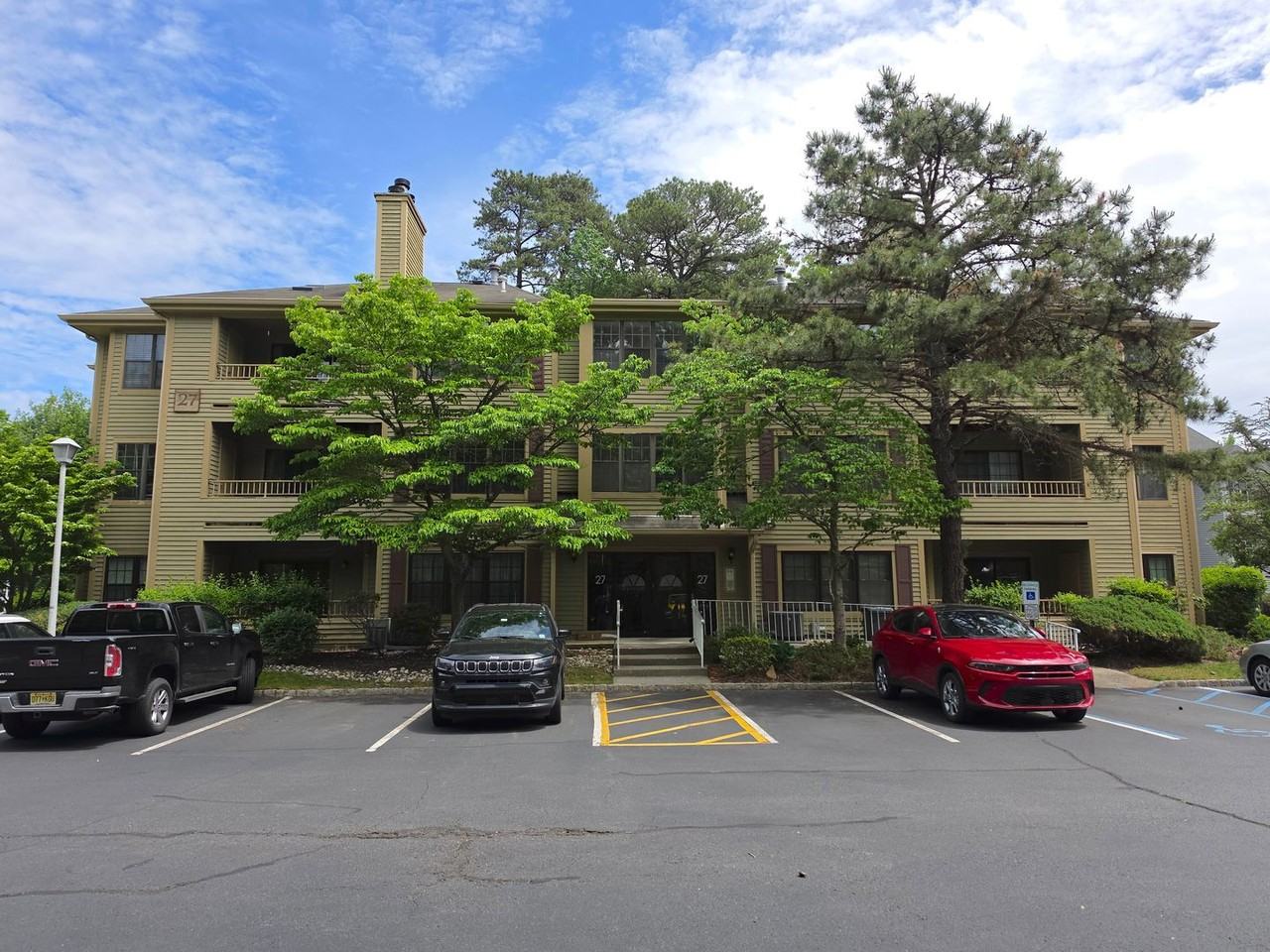2708 Ridgefield Ct