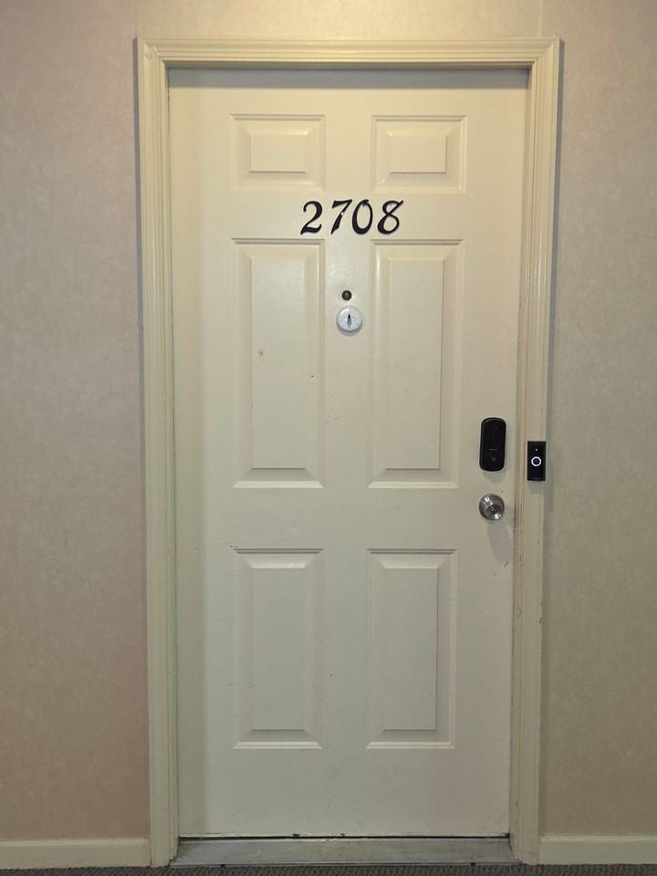 2708 Ridgefield Ct - Photo 5 of 24