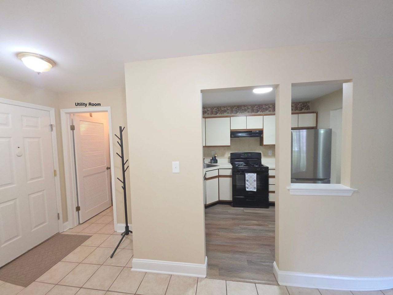 2708 Ridgefield Ct - Photo 7 of 24