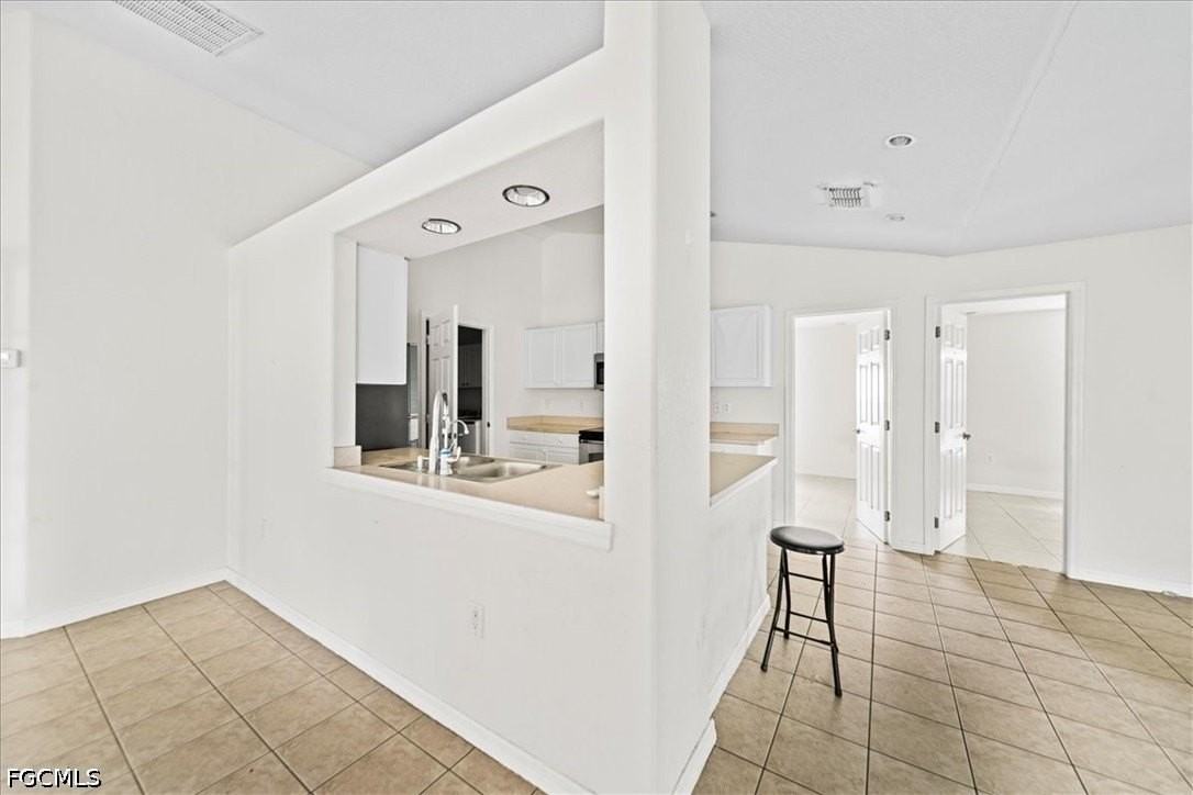 1019 Angelo Ave - Photo 4 of 17
