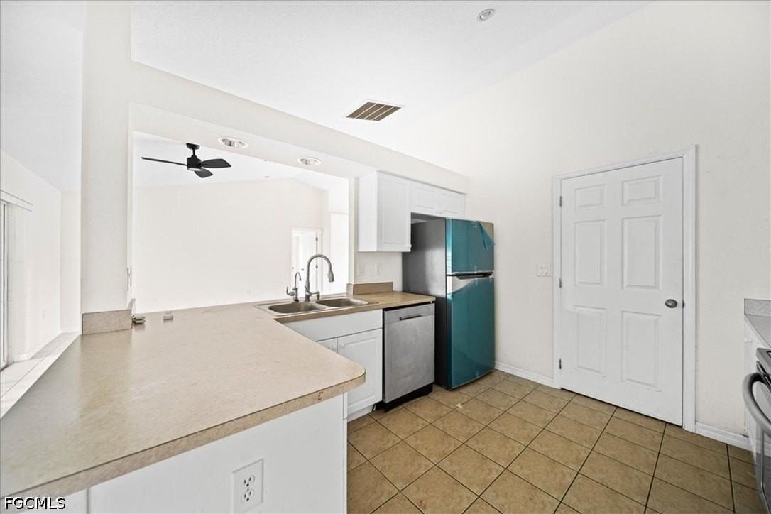 1019 Angelo Ave - Photo 5 of 17