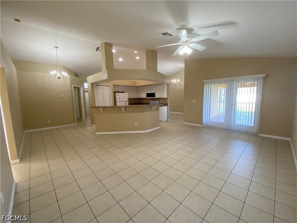 2251 Sw 4th St - Photo 4 of 24