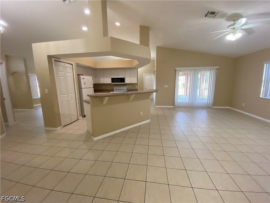 2251 Sw 4th St - Photo 5 of 24