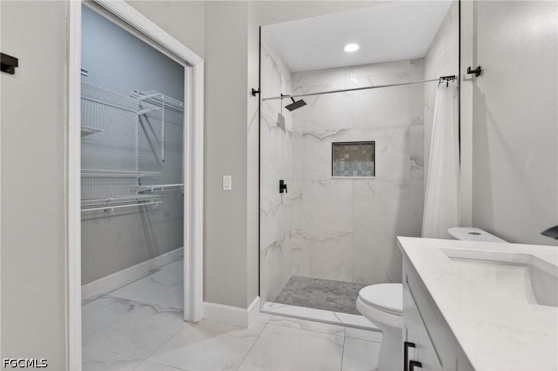 7745 Woodbrook Cir #3703 - Photo 5 of 45