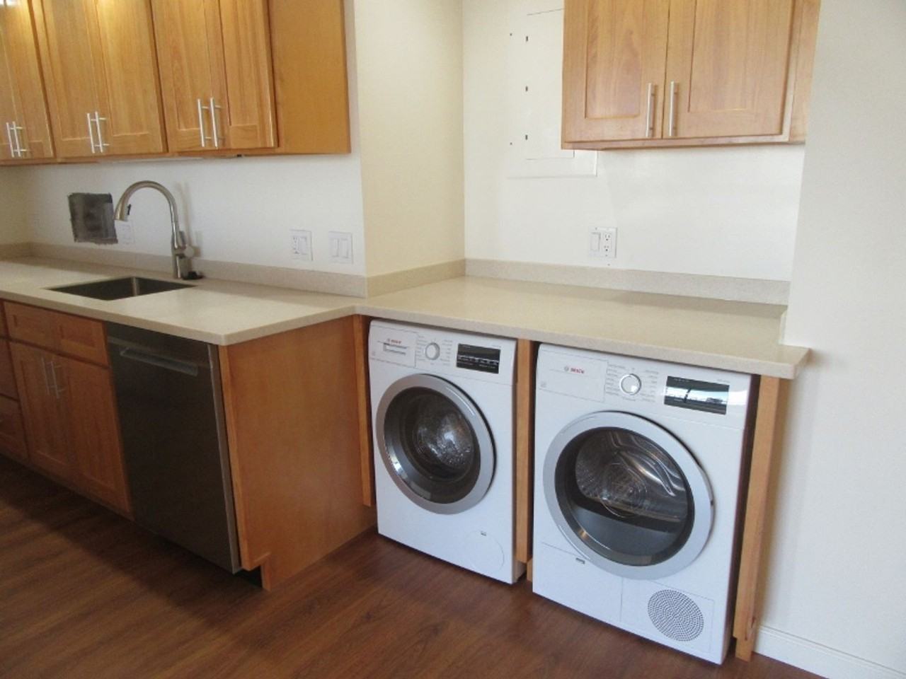 2333 Kapiolani Blvd #2816 - Photo 3 of 26