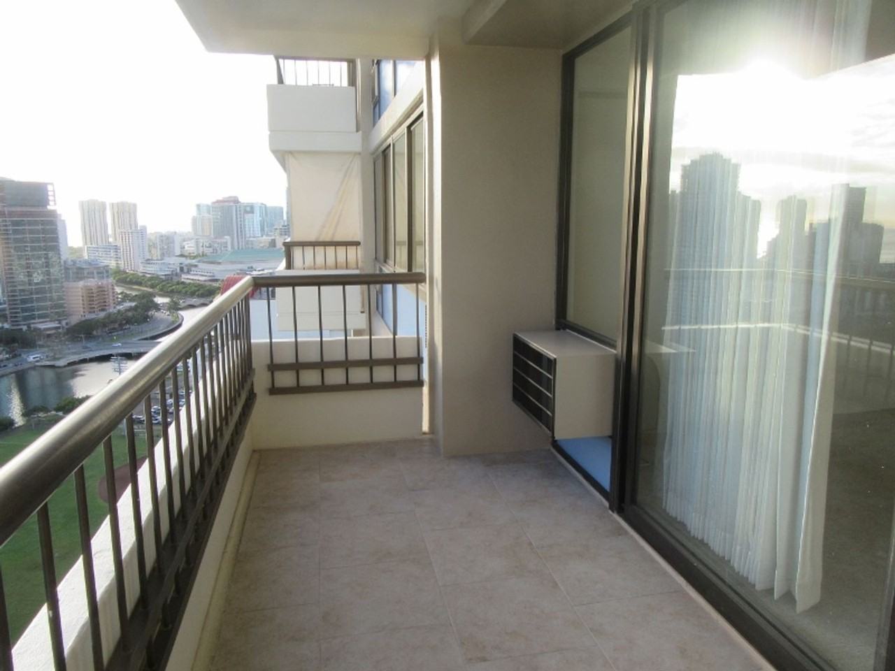 2333 Kapiolani Blvd #2816 - Photo 7 of 26