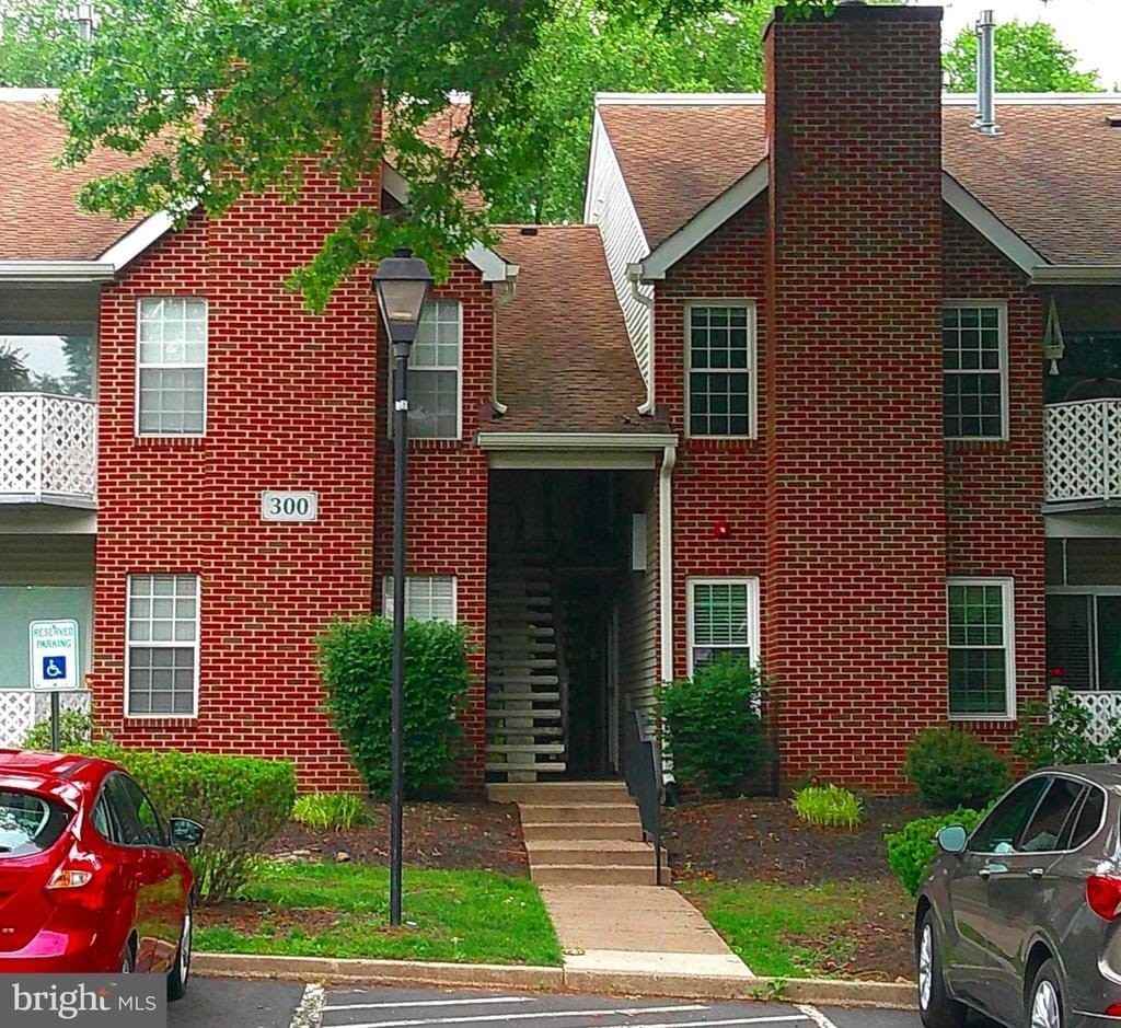 308 Diamond Dr