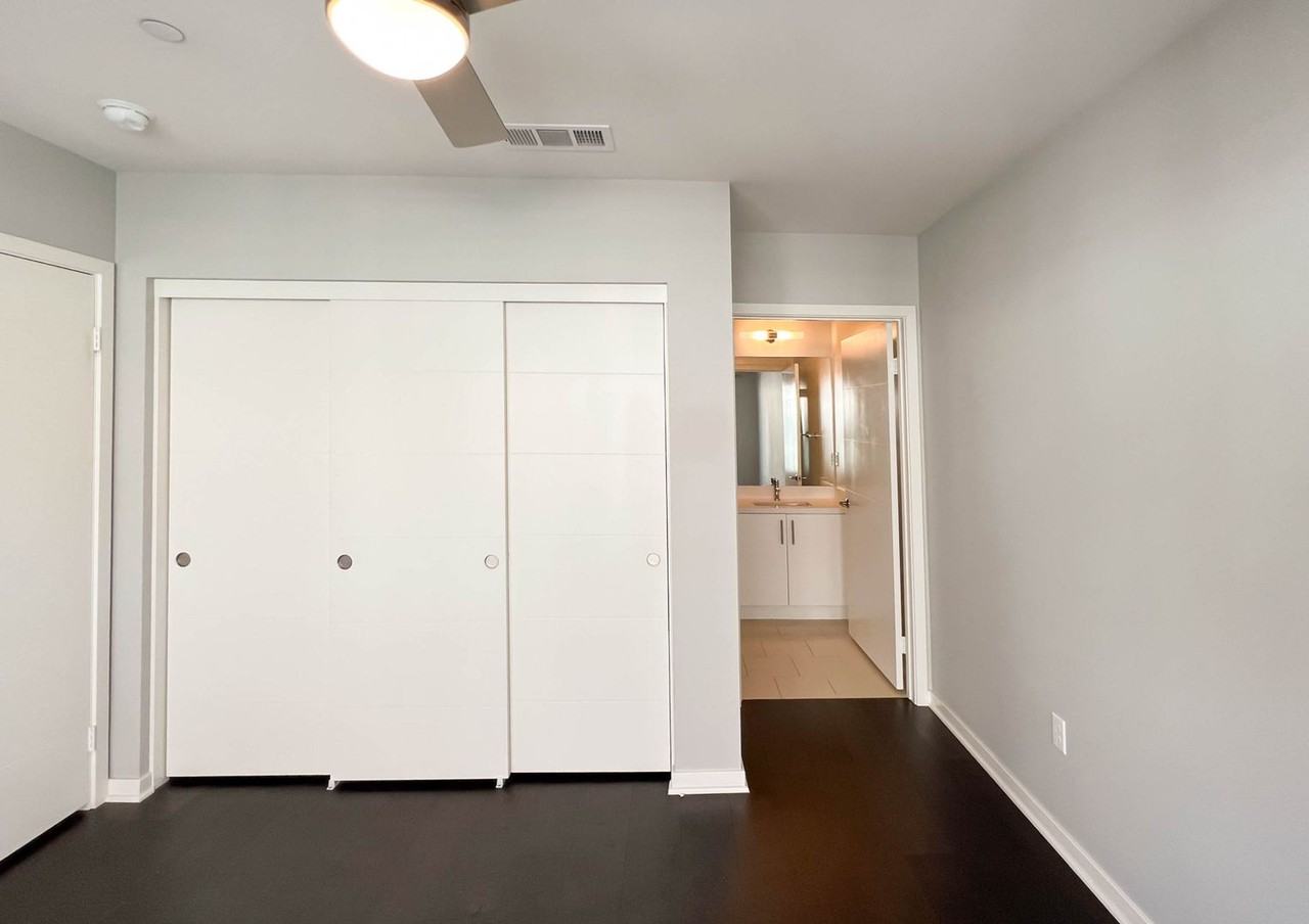 2926 Rowena Ave - Photo 6 of 17
