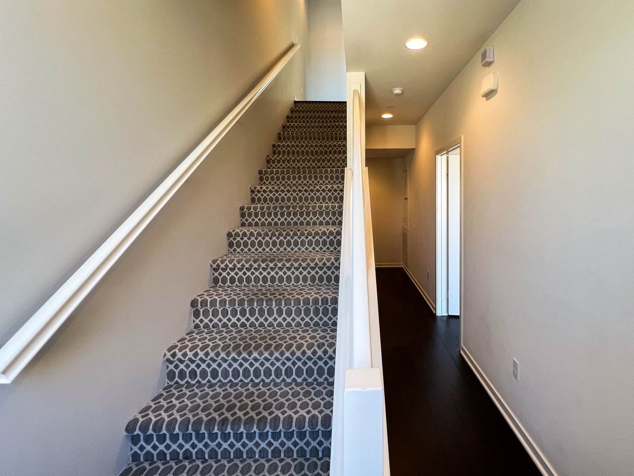 2926 Rowena Ave - Photo 7 of 17