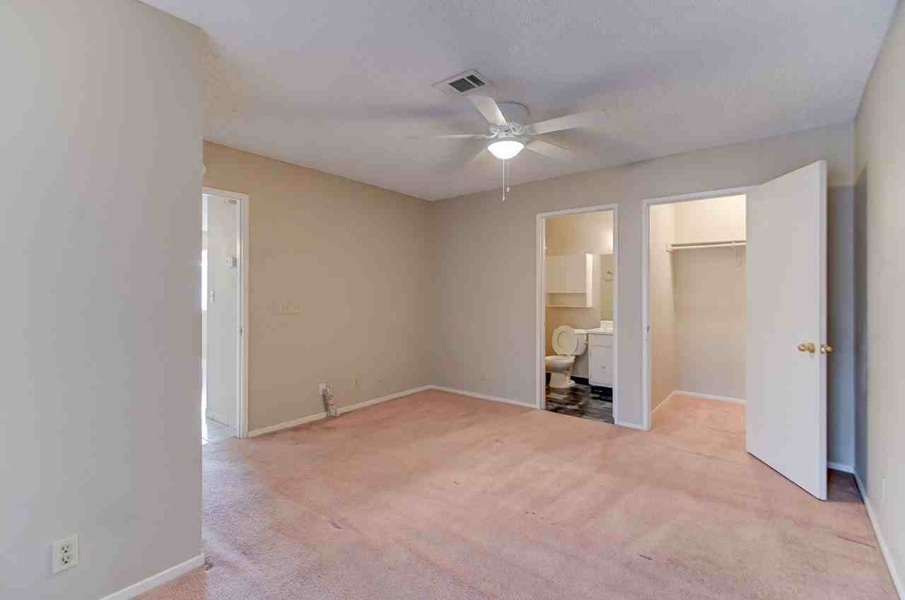 824 Hedge Way #2 - Photo 5 of 11