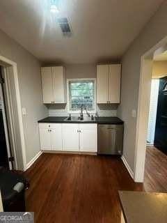 1840 Camellia Dr - Photo 3 of 9