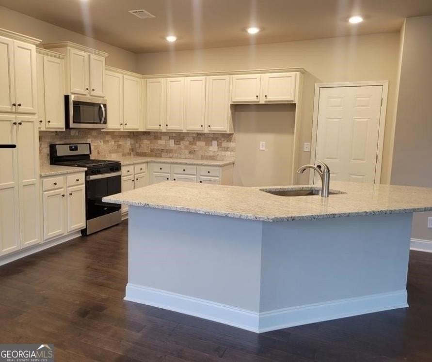 1177 Kingston Hill Dr - Photo 5 of 15