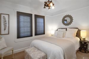 featured image of 10025 39th Ave Sw