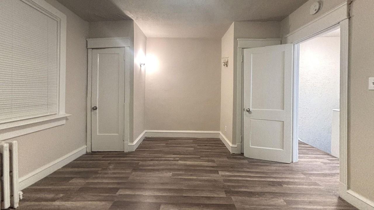 6927 Guilford Rd - Photo 5 of 16