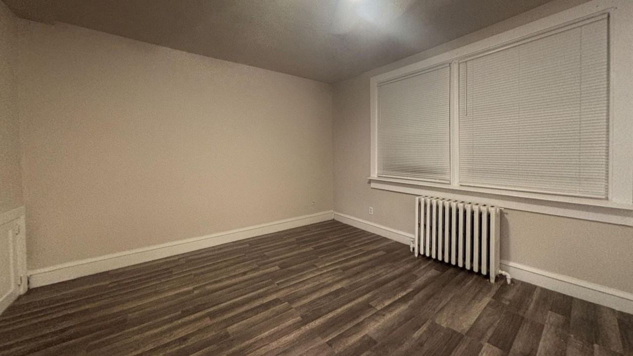 6927 Guilford Rd - Photo 6 of 16