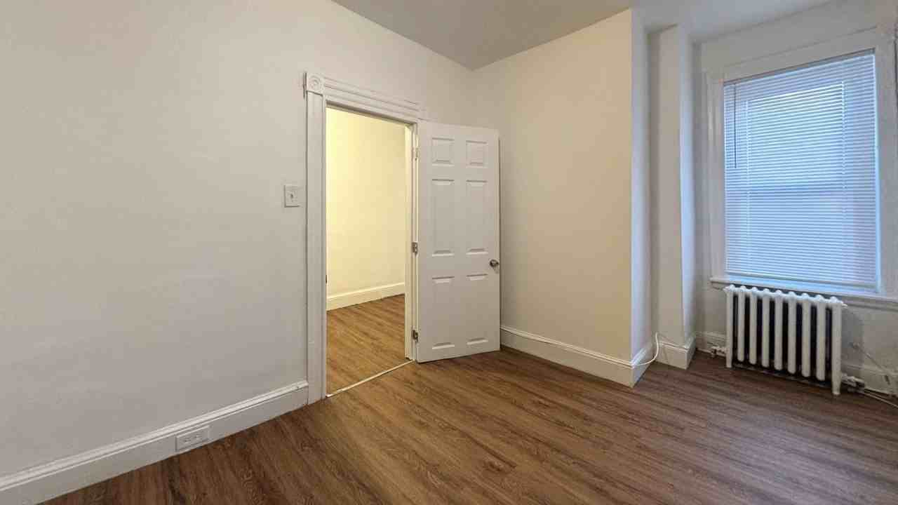 426 N Robinson St - Photo 2 of 18