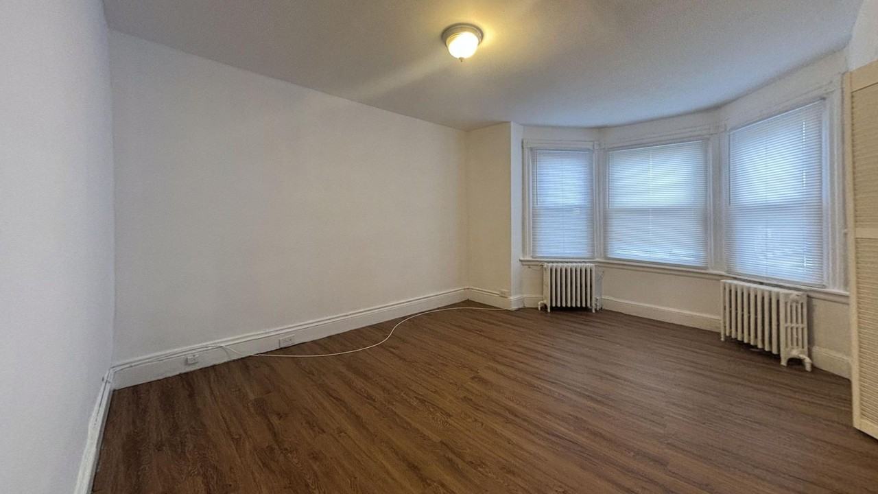 426 N Robinson St - Photo 7 of 18