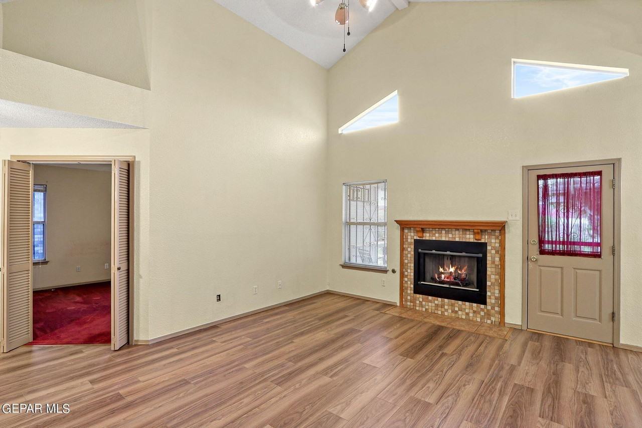 11895 David Forti Dr - Photo 2 of 27