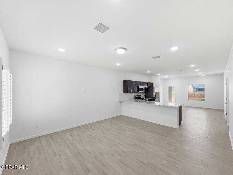 13961 Victory Sky Ave - Photo 6 of 25
