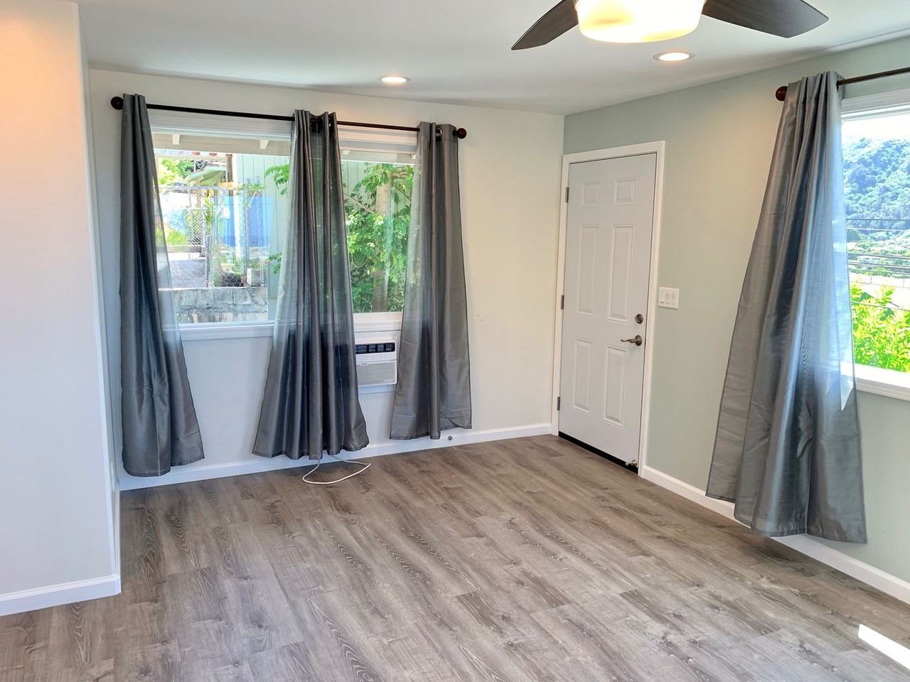 2622 Waolani Ave Apt D - Photo 3 of 10