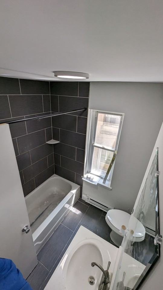 617 W 6th St - Photo 7 of 7