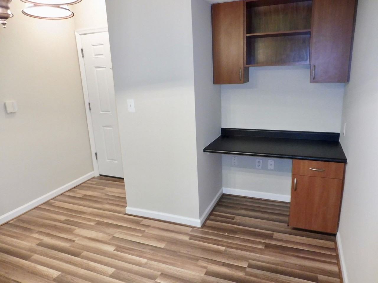 19611 Galway Bay Cir #102 - Photo 4 of 31