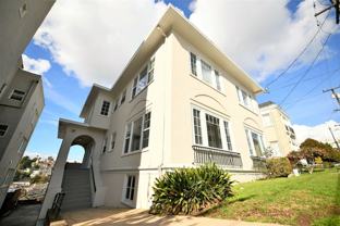 1p107 - Warfield Avenue - Photo 1 of 1