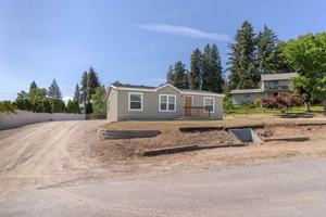 featured image of 2474 Lemaister Ave