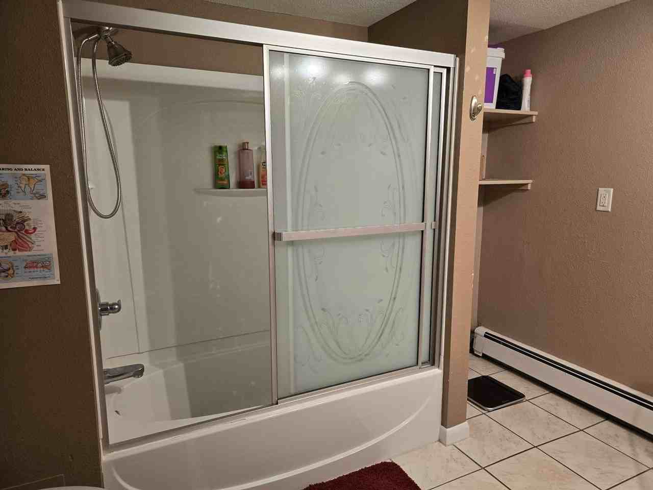 1429 14th St - Photo 4 of 7