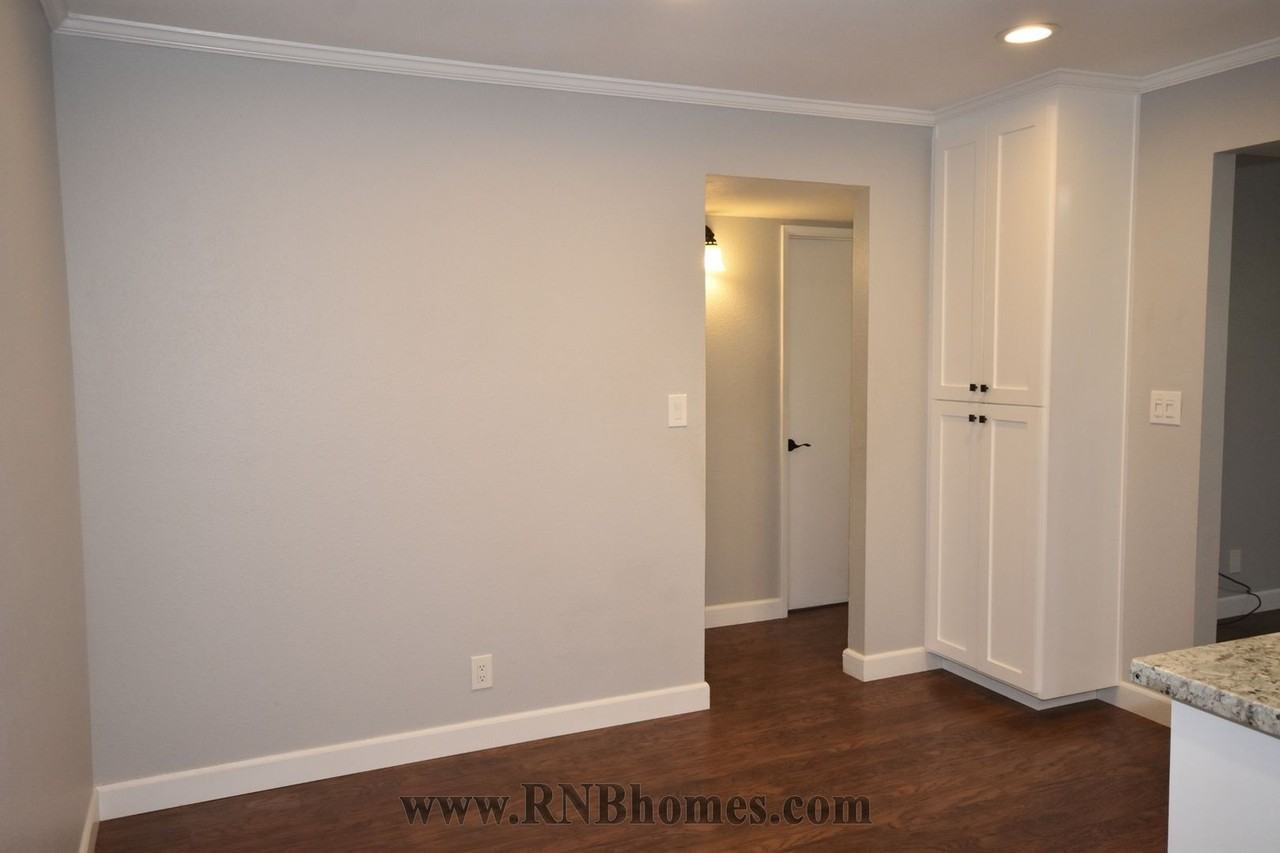 415 Sutton Pl - Photo 6 of 20