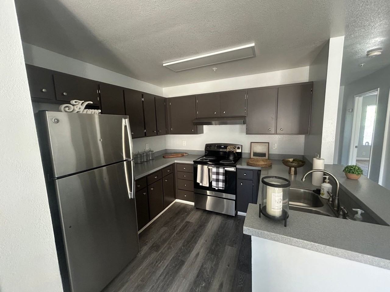 Creekside Apartments - Photo 5 of 16