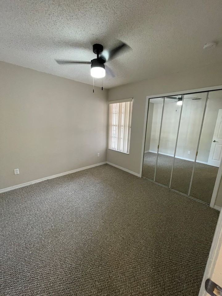2010 Royal Bay Blvd - Photo 7 of 21