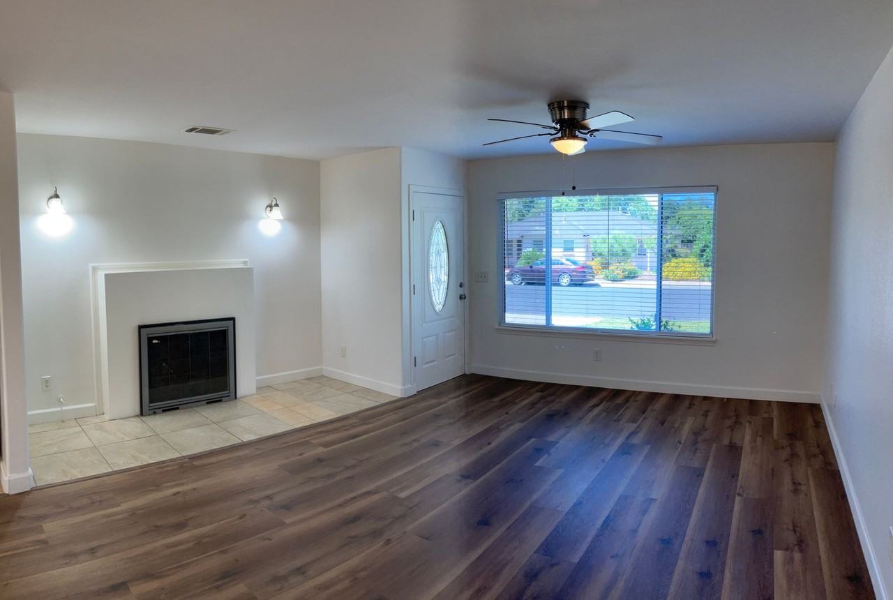 236 Fusco Ave - Photo 4 of 21
