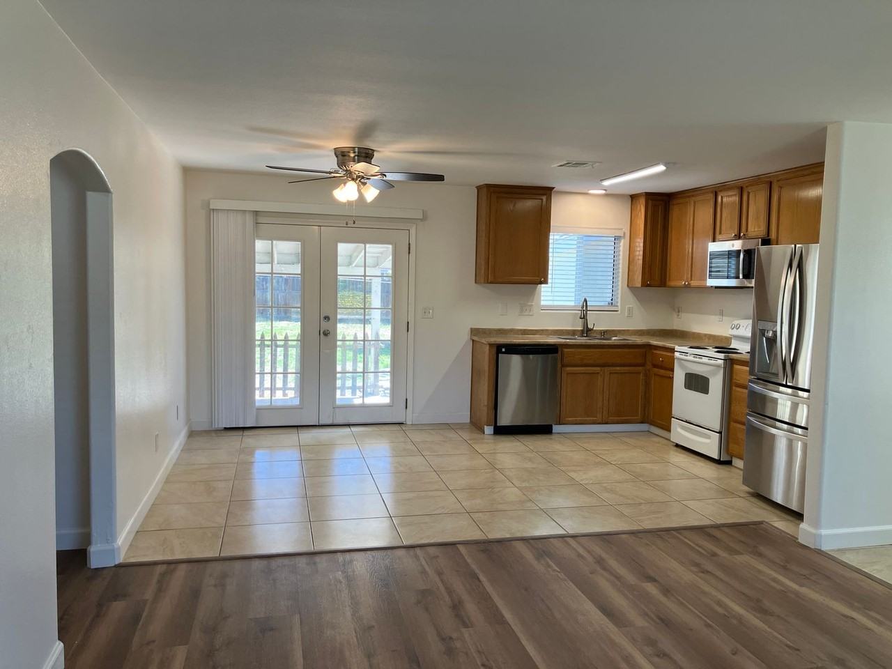 236 Fusco Ave - Photo 5 of 21