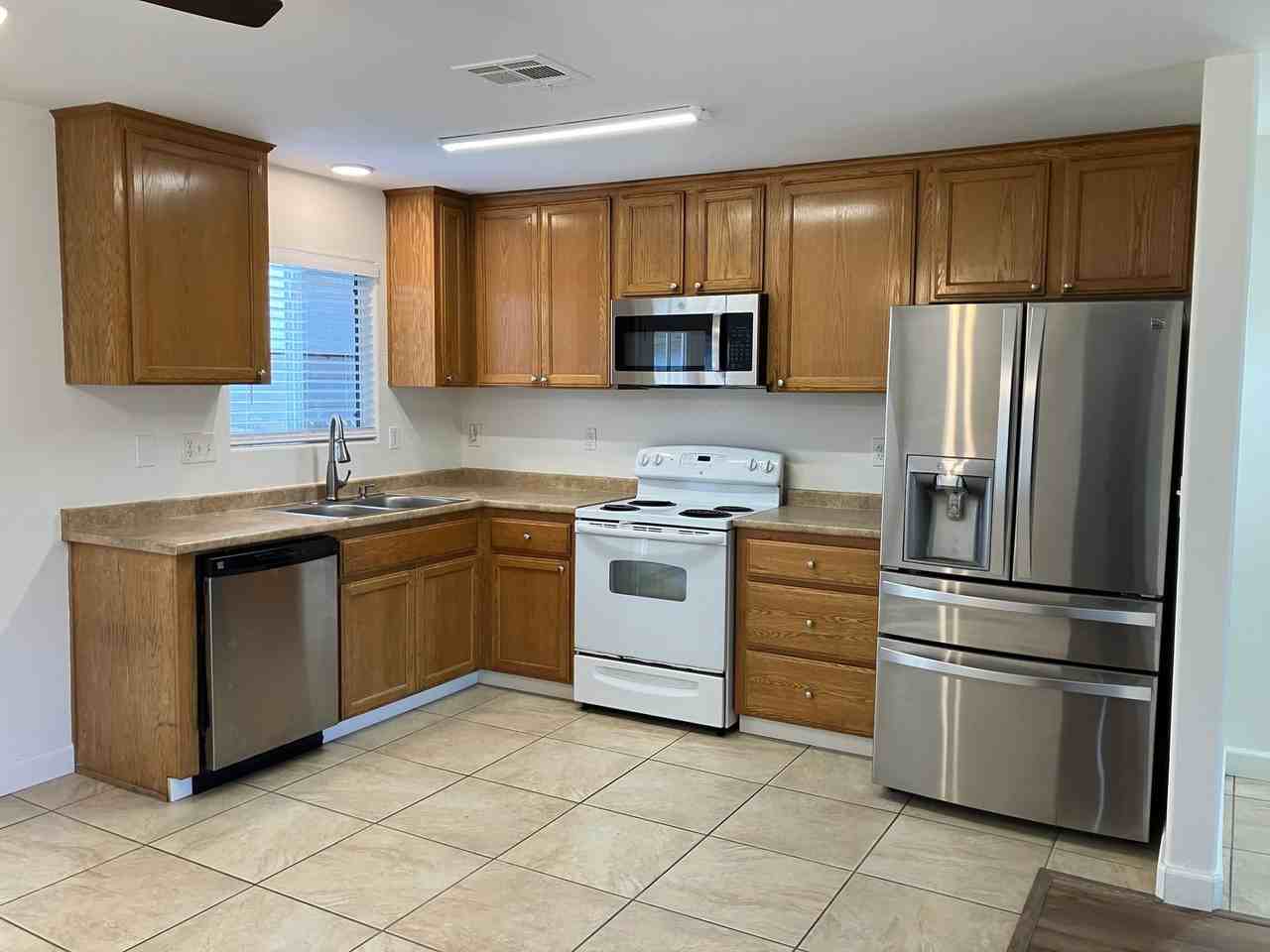236 Fusco Ave - Photo 6 of 21