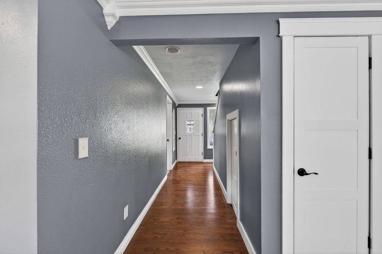 9524 131st St Nw - Photo 3 of 39
