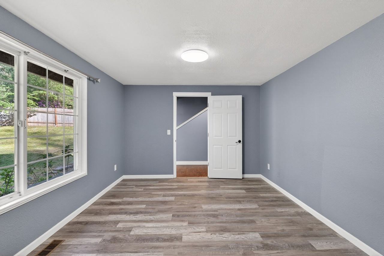 9524 131st St Nw - Photo 5 of 39