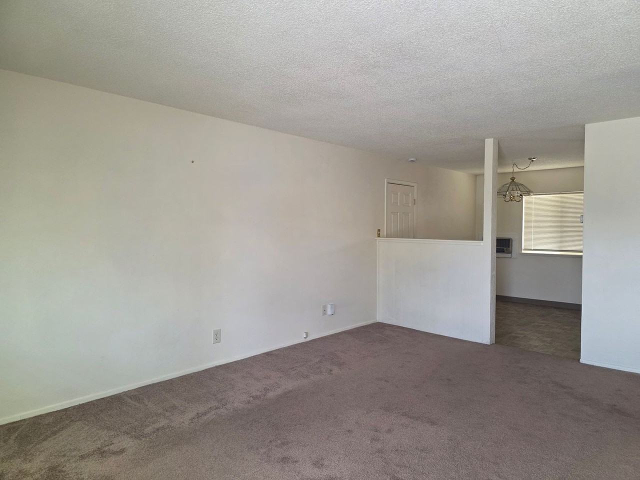 2640 Stine Way - Photo 2 of 15