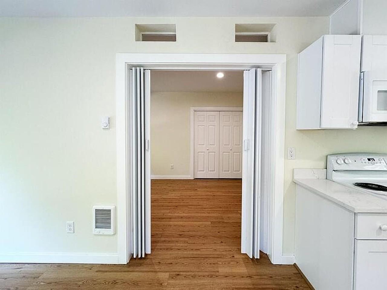 5020 Saratoga St #A - Photo 5 of 20