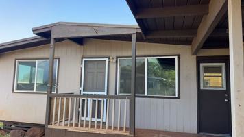 featured image of 92-421 Akaula St