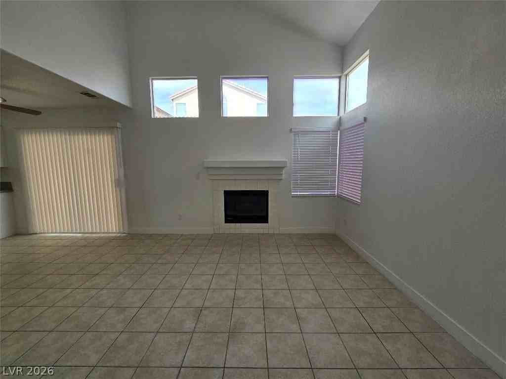 3515 Autumn Rain Ct - Photo 4 of 29