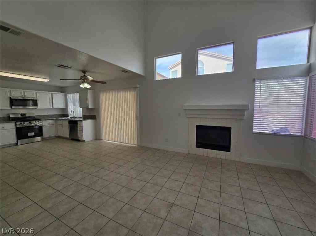 3515 Autumn Rain Ct - Photo 5 of 29