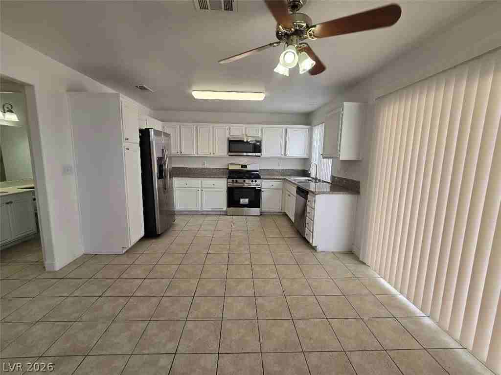 3515 Autumn Rain Ct - Photo 6 of 29