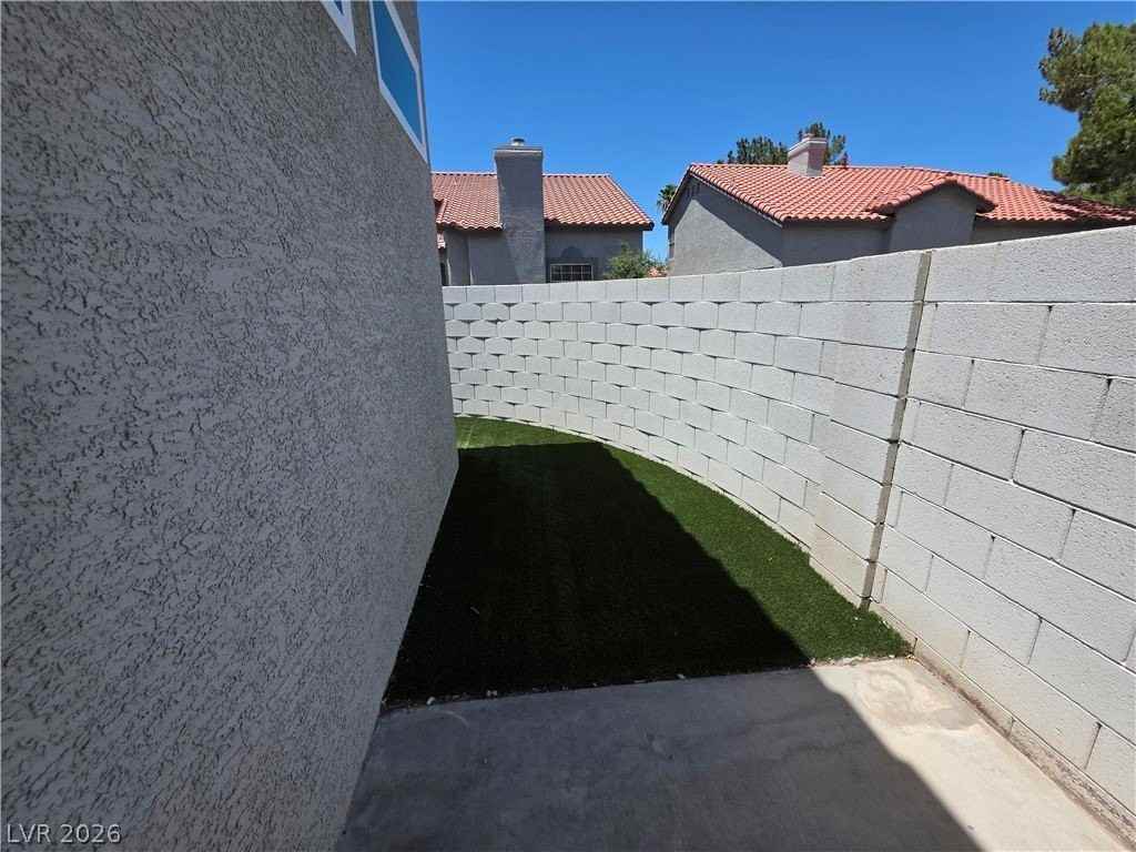 2275 Ramsgate Dr - Photo 4 of 50