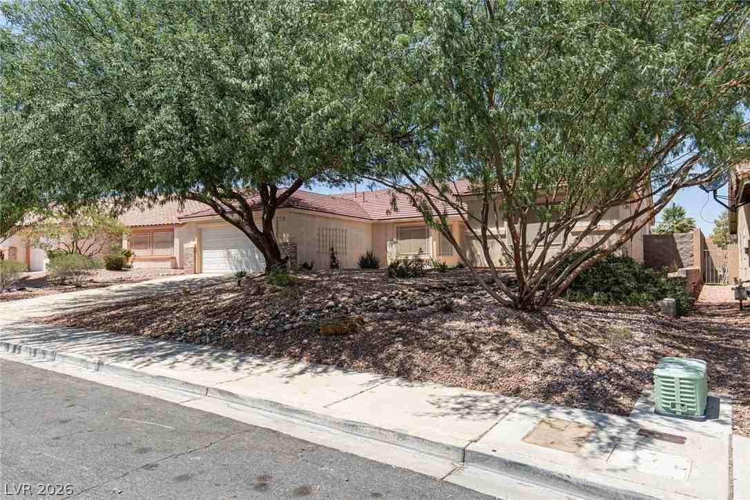 327 Perry Ellis Dr - Photo 3 of 50