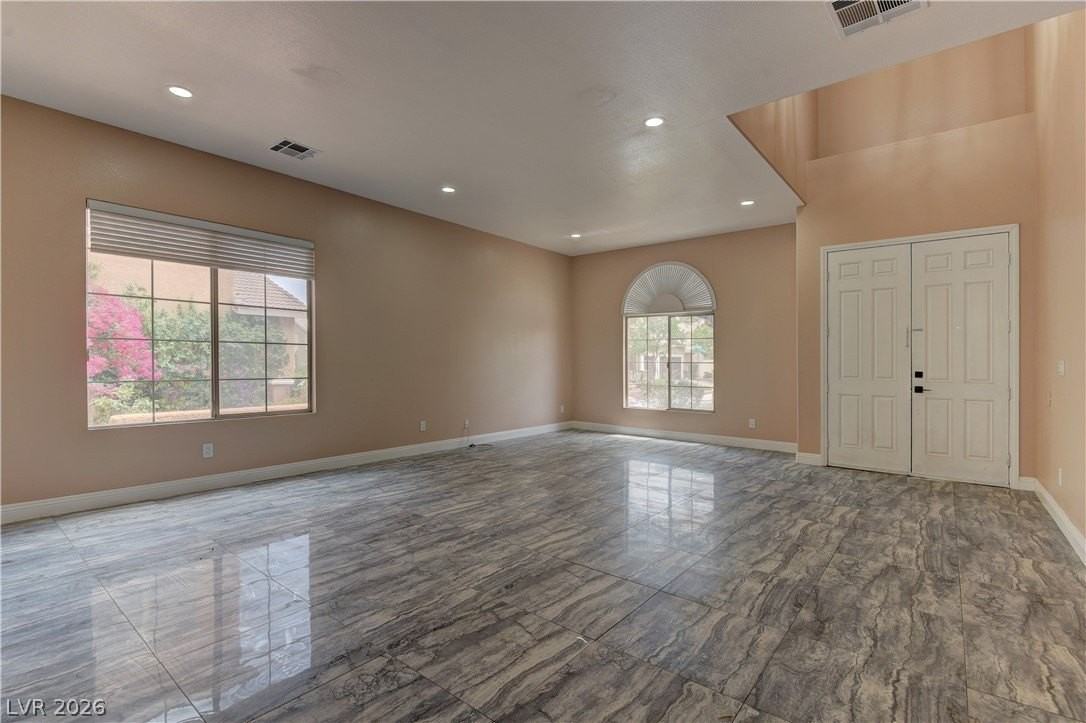 5862 Bluthe Bridge Ave - Photo 4 of 31